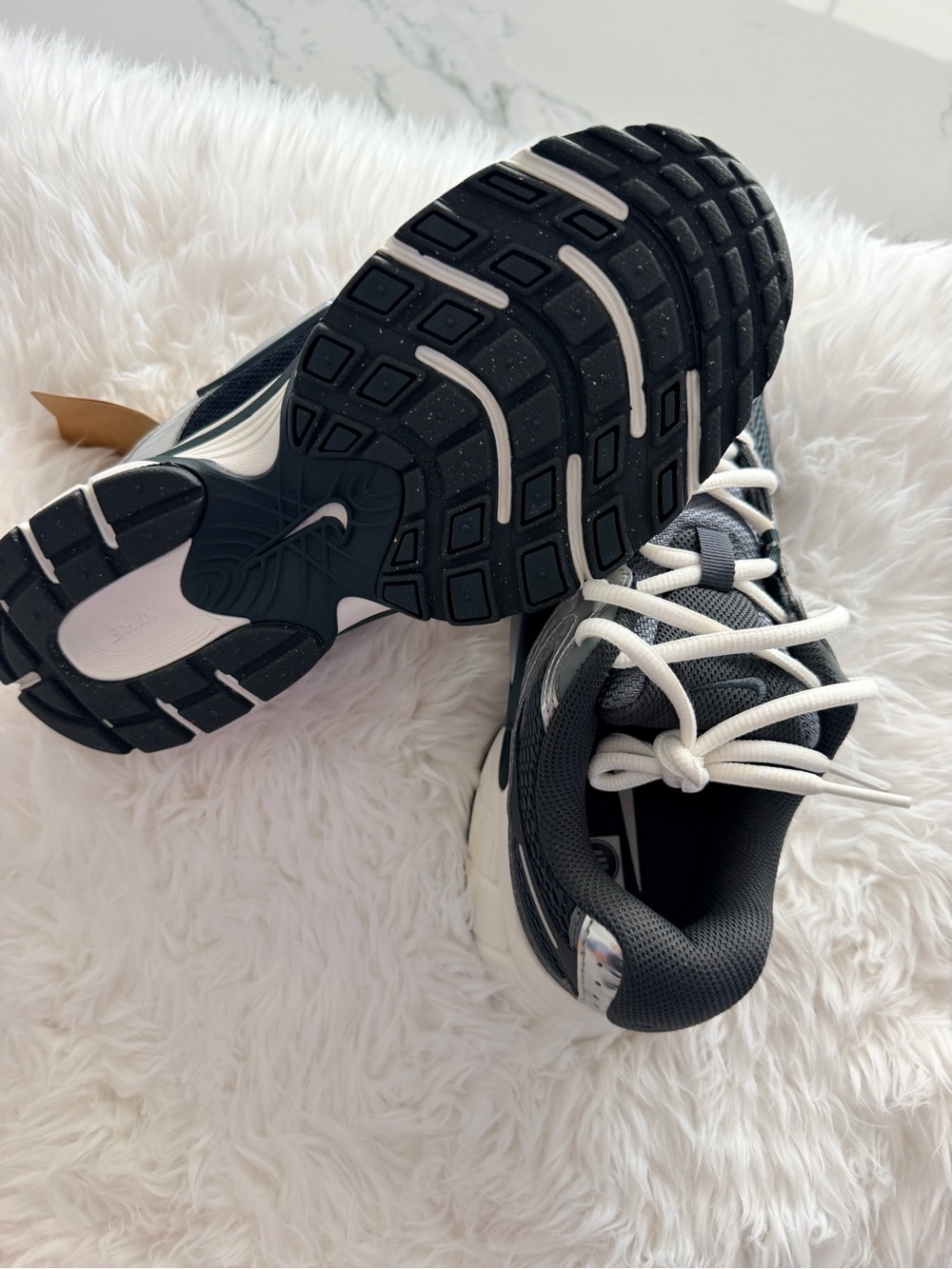 Nike V5 RNR - Picture 8 of 9